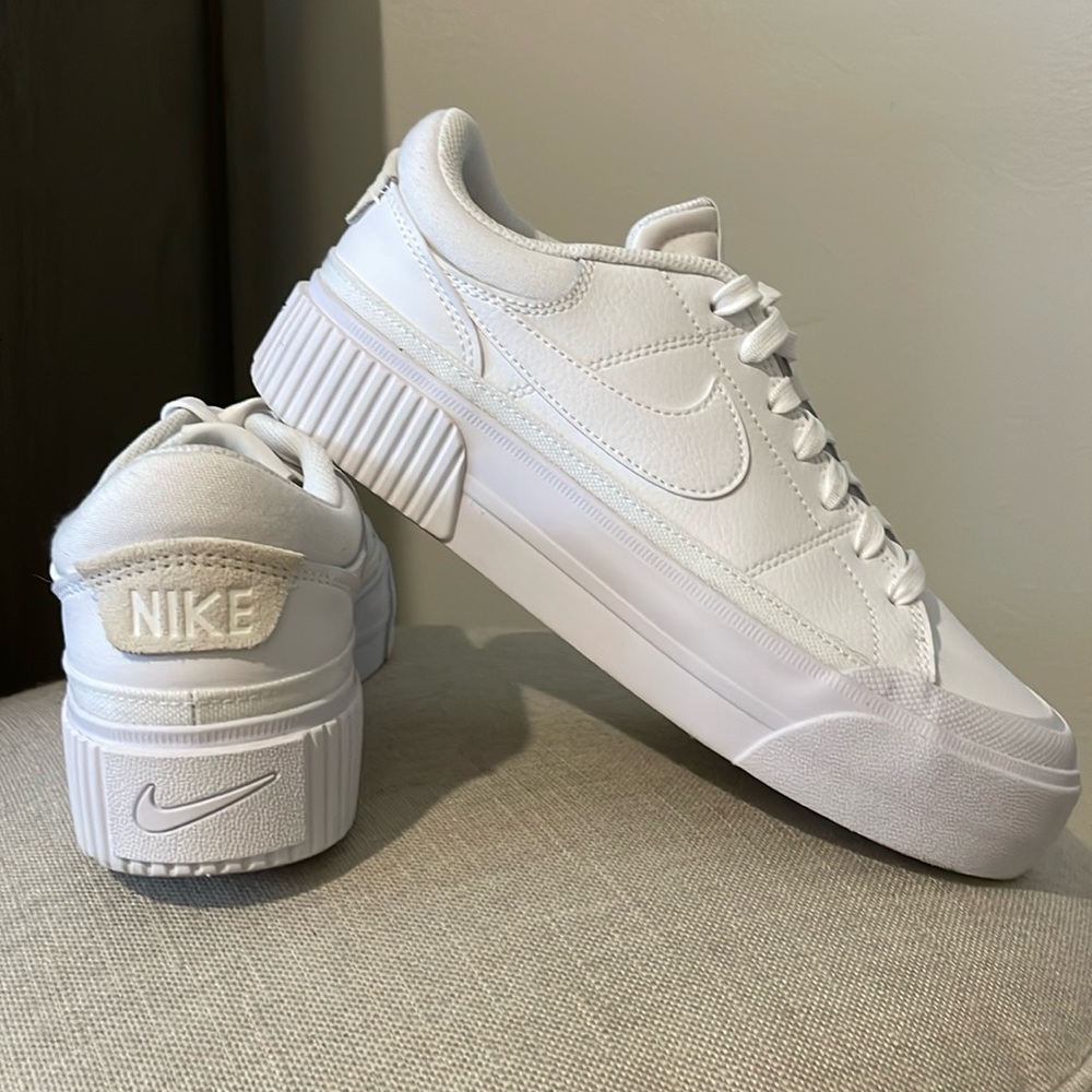 8 WOMEN'S NIKE COURT LEGACY PLATFORM LIFT DM7590-101  SNEAKERS BLAZER WHITE